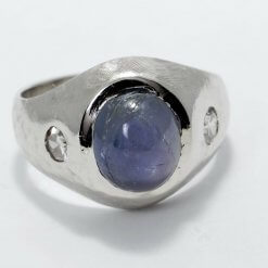 Vintage 14 K Star Sapphire ap 4.75 ct Awesome Ring