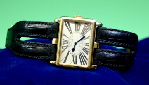 2000s Roger Dubuis Too Much in 18K Rose Gold Manual wind watch Ref.T26185 - Image 5