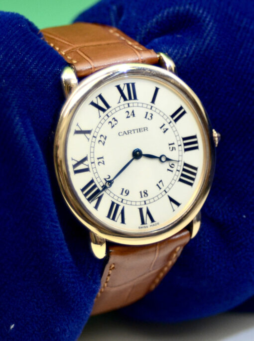 2000s Mens' De Cartier Ronde Louis Manual watch in 18K Rose Gold Ref.2889 - Image 3
