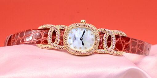Patek Philippe Ellipse 18K Yellow Gold Quartz watch Ref. 4830 with Diamonds,Rubies,Sapphires - Image 5