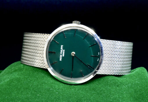 Men's Vintage Patek Philippe Calatrava in 18K White Gold 33MM Ref.3537 69.7GM - Image 5
