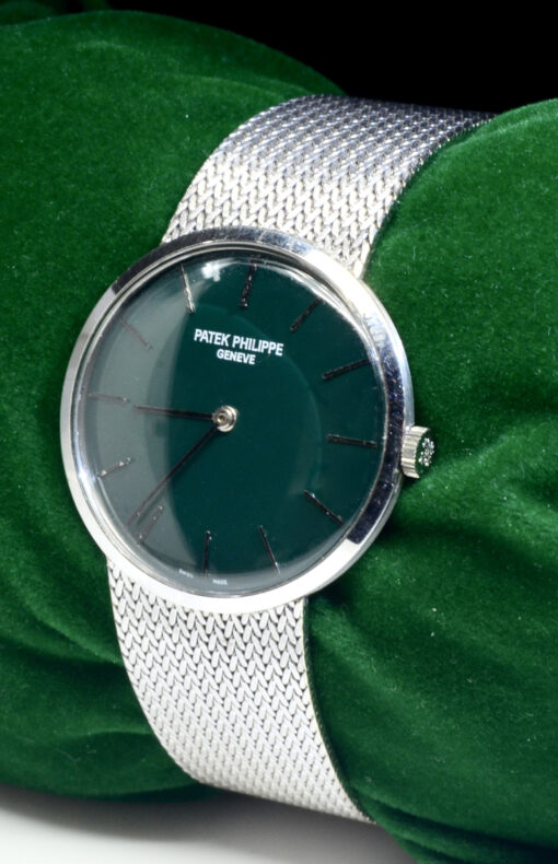 Men's Vintage Patek Philippe Calatrava in 18K White Gold 33MM Ref.3537 69.7GM - Image 4