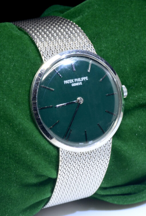 Men's Vintage Patek Philippe Calatrava in 18K White Gold 33MM Ref.3537 69.7GM - Image 3