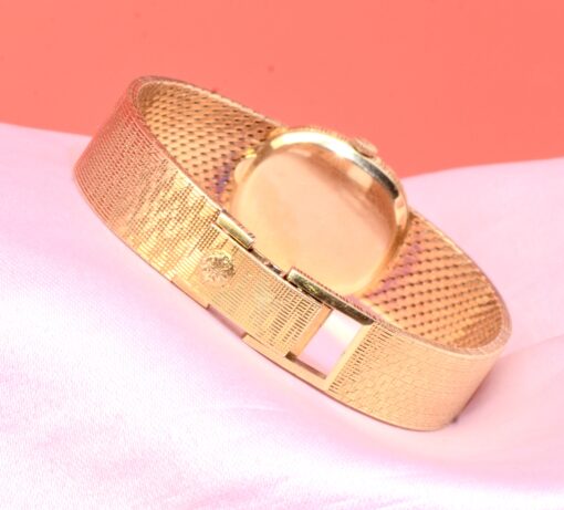 Vintage 1980s Ladies Patek Philippe Geneve 18K Yellow Gold watch Ref.4132/1 - Image 10