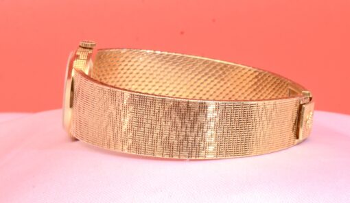 Vintage 1980s Ladies Patek Philippe Geneve 18K Yellow Gold watch Ref.4132/1 - Image 11