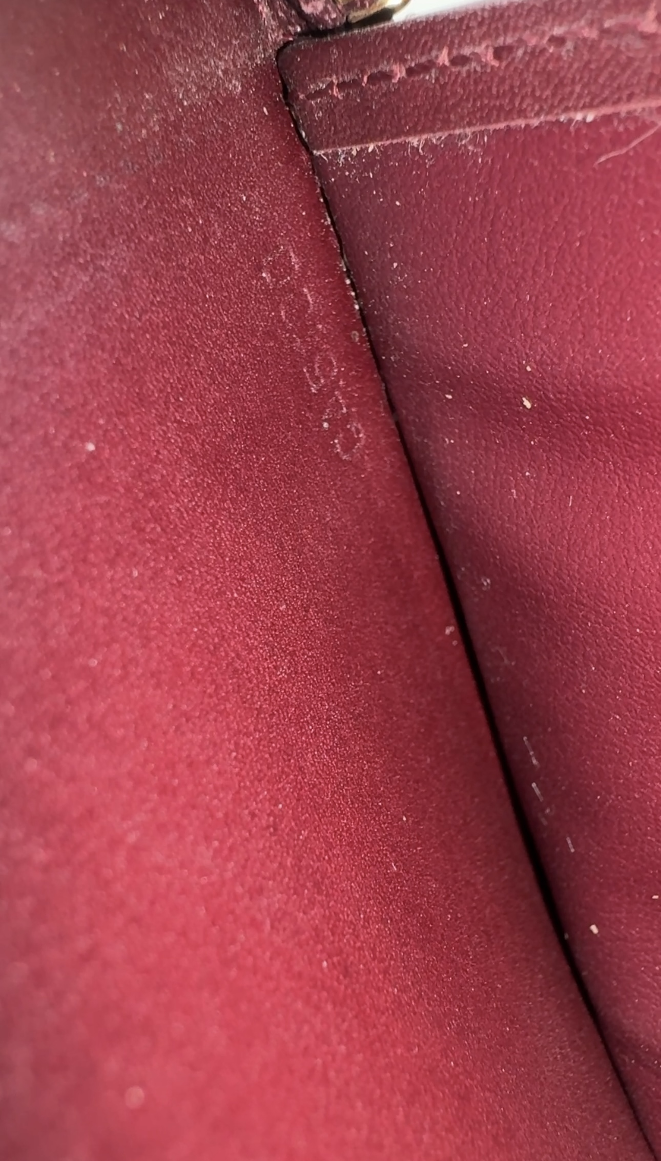 Louis Vuitton Zippy Wallet-Vernis Leopard Pattern in Rouge Fauviste M91477 - Image 11