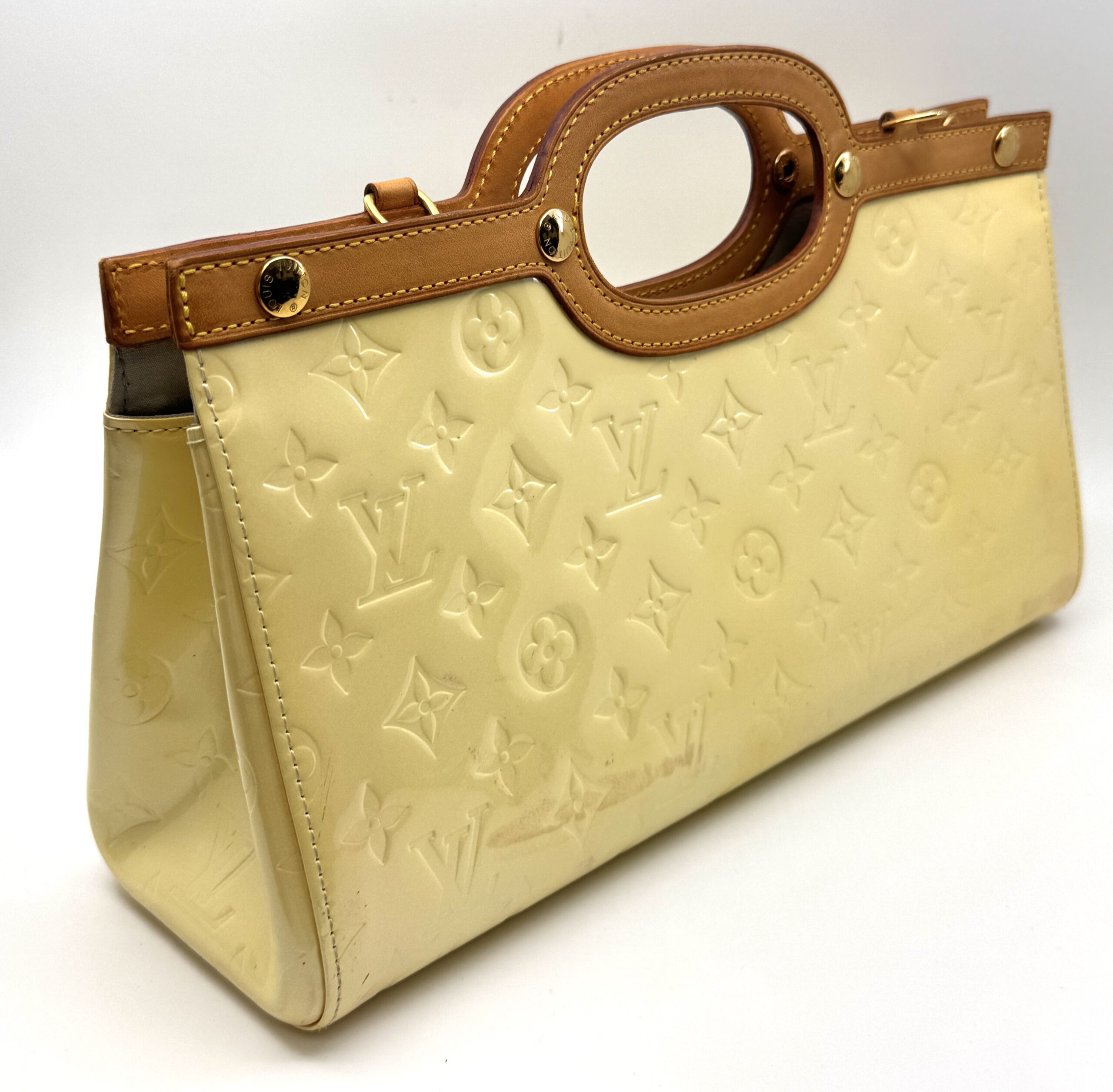 Authentic Louis Vuitton Monogram Vernis Roxbury Drive Handbag M91374, Yellow color - Image 2