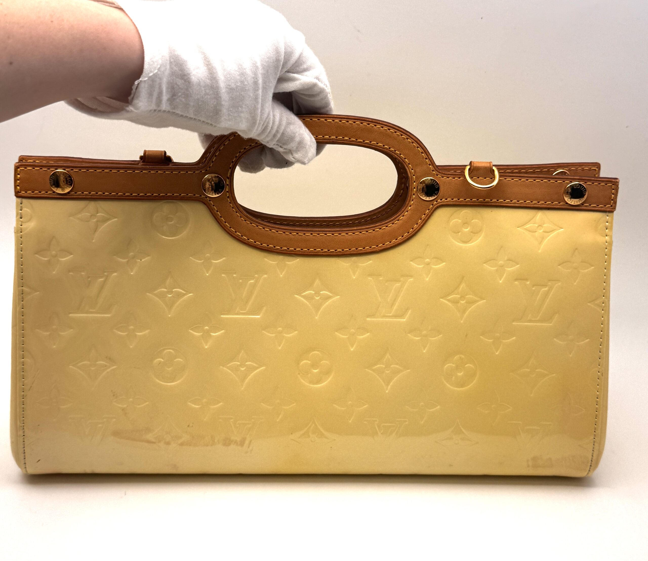 Authentic Louis Vuitton Monogram Vernis Roxbury Drive Handbag M91374, Yellow color - Image 14