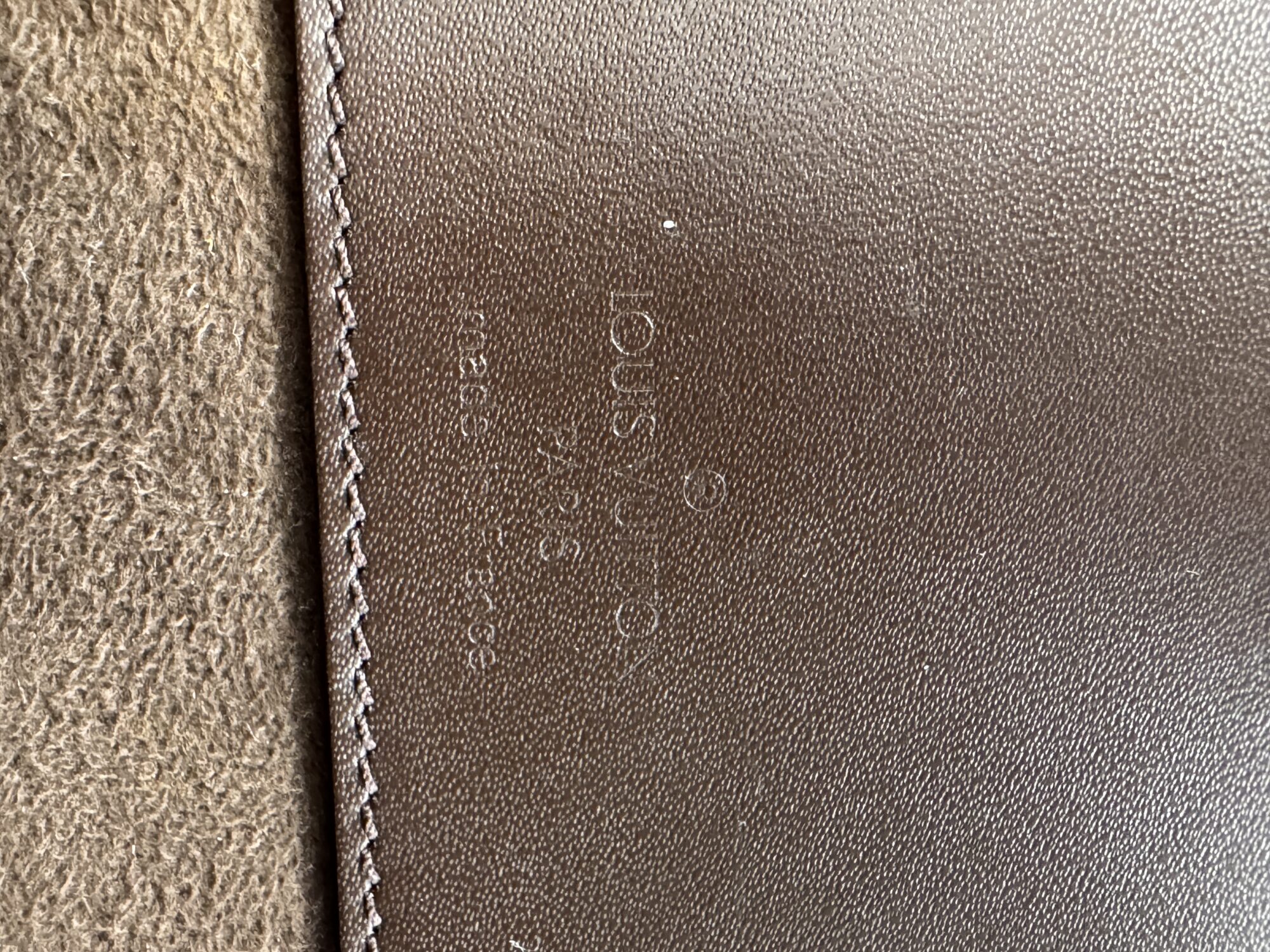 Authentic Louis Vuitton Epi Nocturne PM Shoulder Bag-Moka M5218D - Image 13