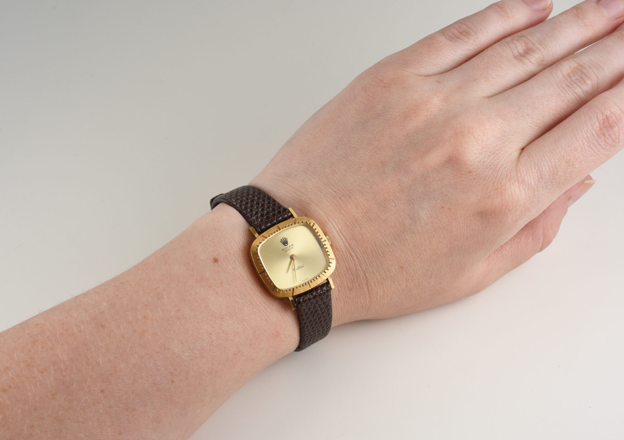 Vintage 1974 Rolex Geneve Cellini 18K Yellow Gold Manual watch Ref. 4082 1 - Image 2