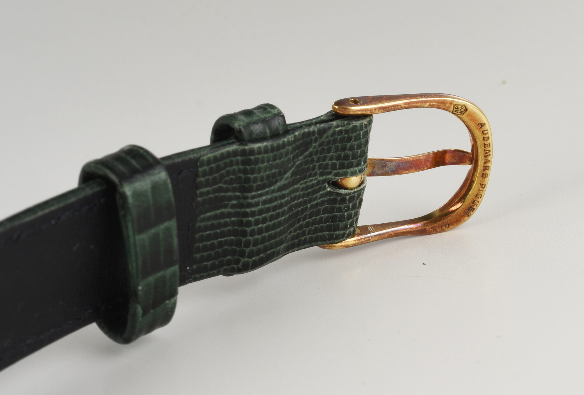 Vintage 1960s  Unisex Audemars Piguet Manual Watch in 18K Yellow Gold 31mm - Image 7