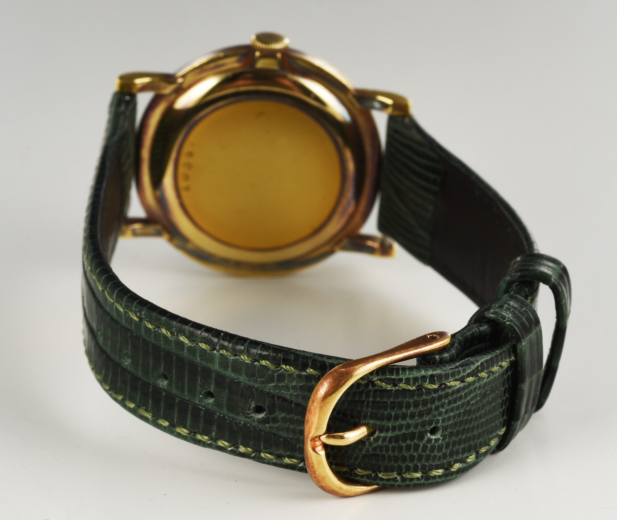 Vintage 1960s  Unisex Audemars Piguet Manual Watch in 18K Yellow Gold 31mm - Image 8