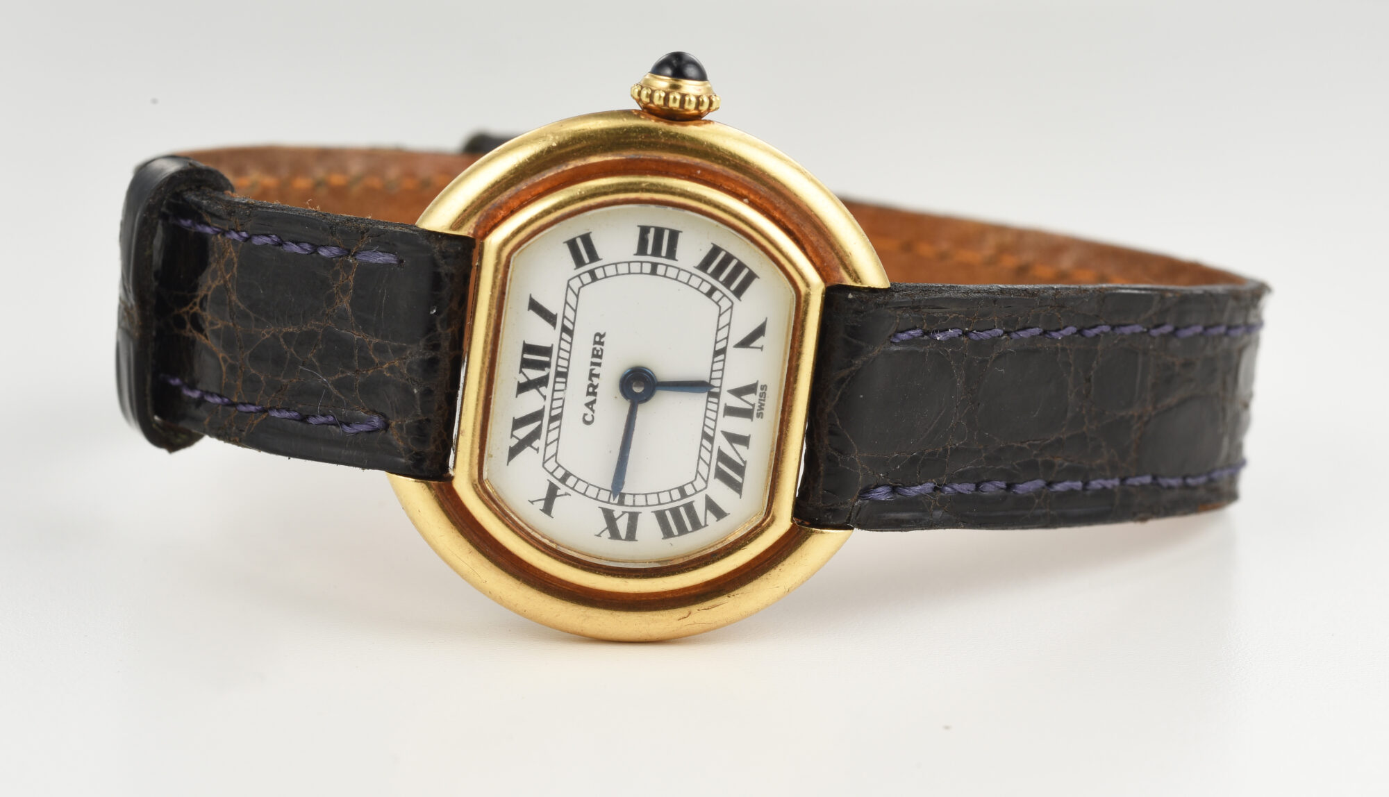 Rare 1970s Women's Cartier Ellipse manual watch in 18K Yellow Gold Ref. 131 - Image 8