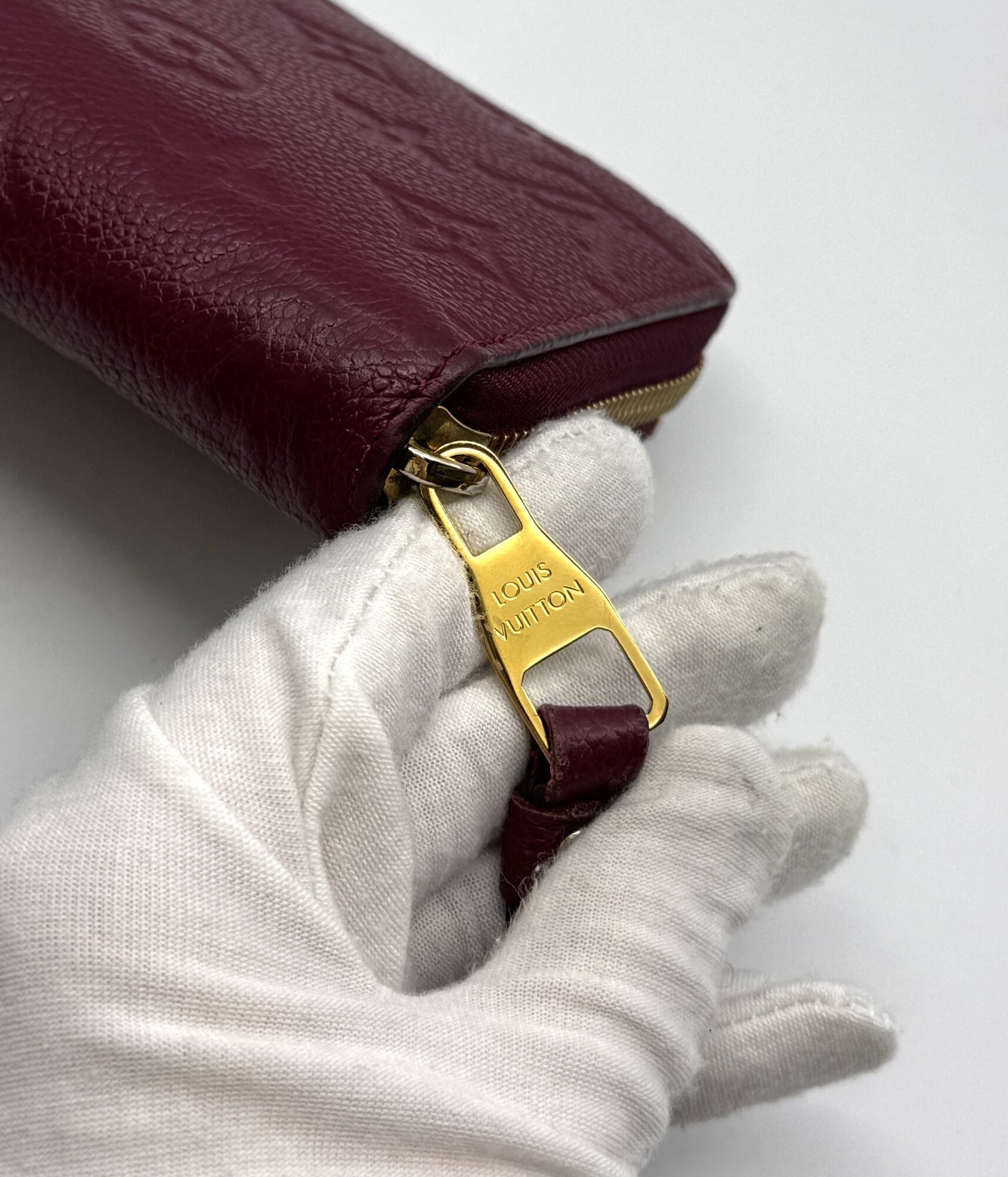 Authentic Louis Vuitton Monogram Zippy Wallet Empreinte Leather M62057 - Image 8