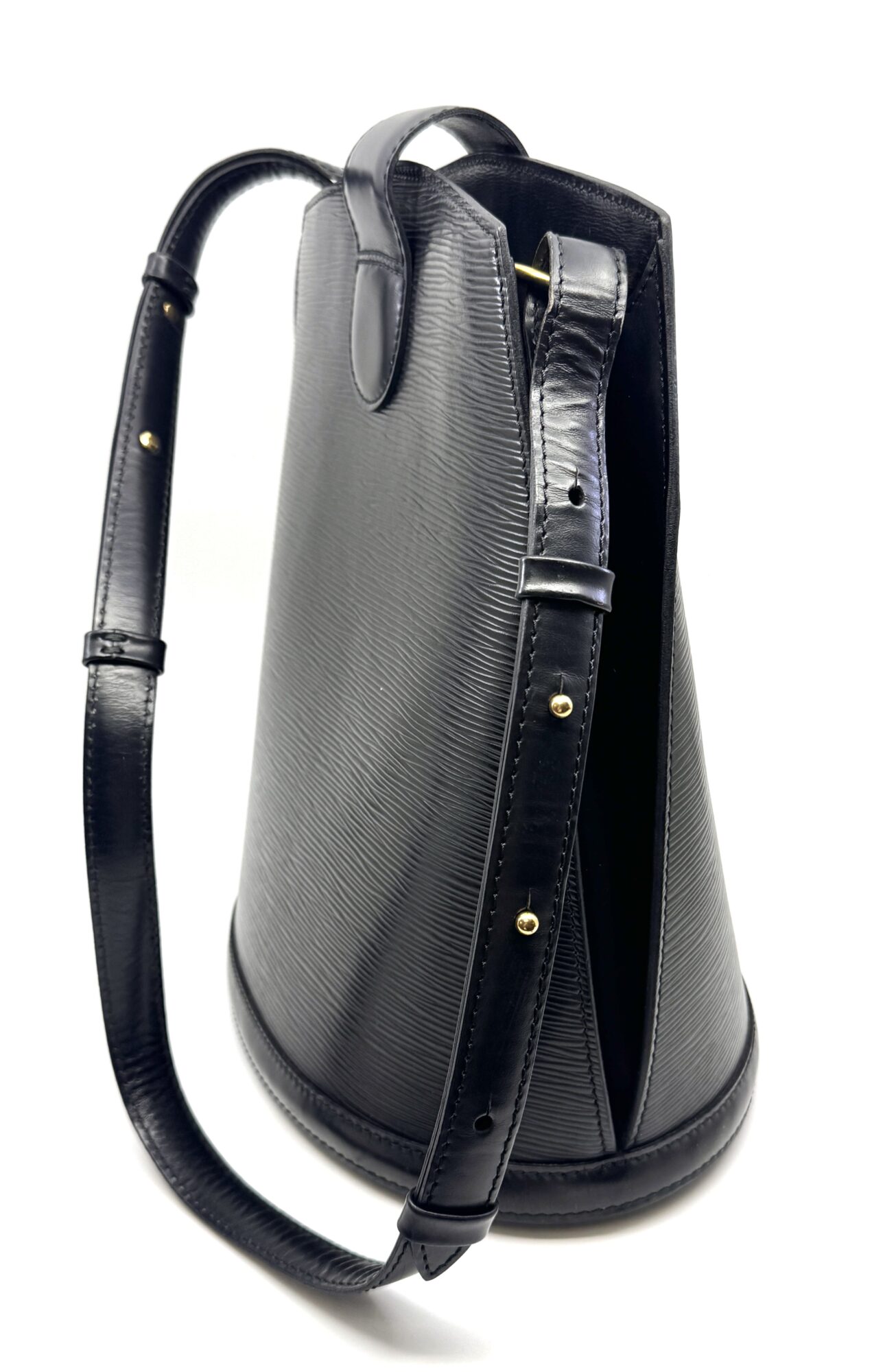 Authentic Louis Vuitton Epi Cluny Shoulder Bag, Black color M52252 - Image 7