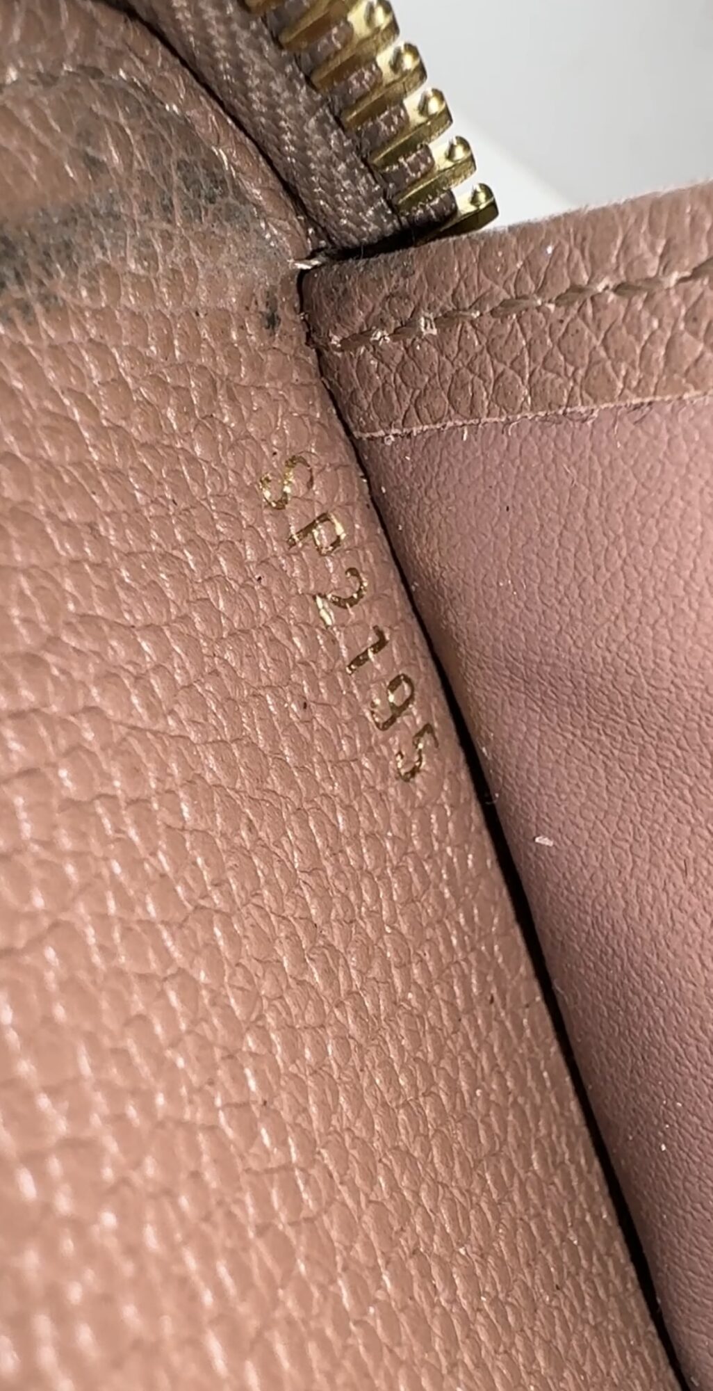 Authentic Louis Vuitton Monogram Zippy Wallet Empreinte Leather M60738 - Image 10