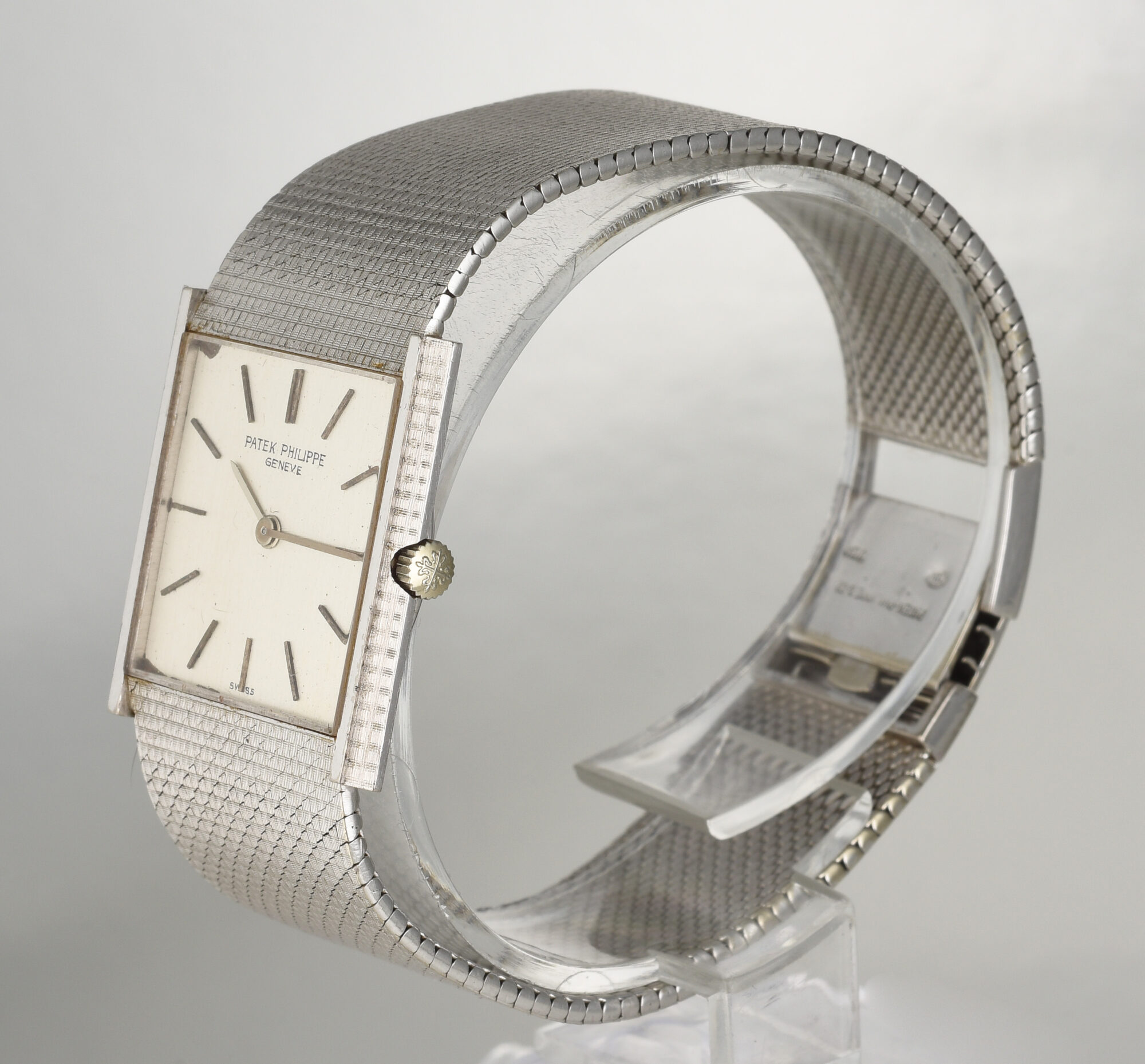 1970s Men's Patek Philippe 18K White Gold watch with Hobnail finish REF. 3494 - Image 8