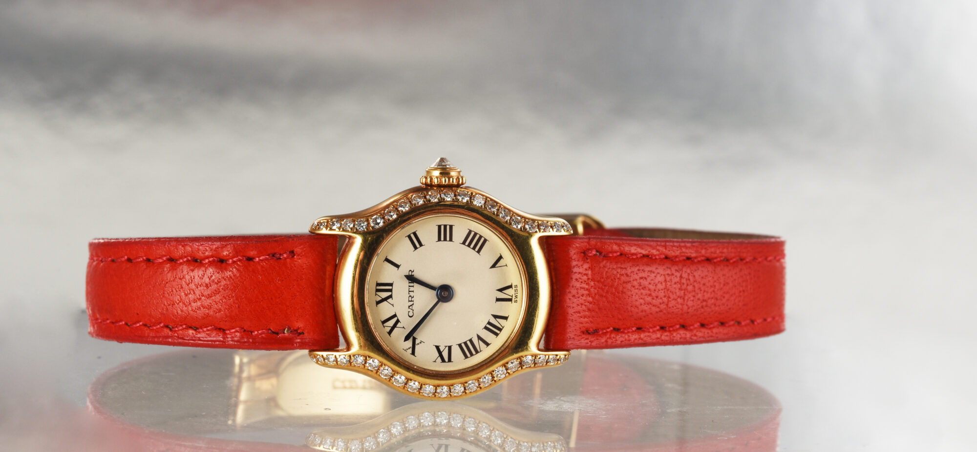 1990s Ladies' Cartier Red leather Ronde watch 18K Yellow Gold Ref.0166 - Image 11