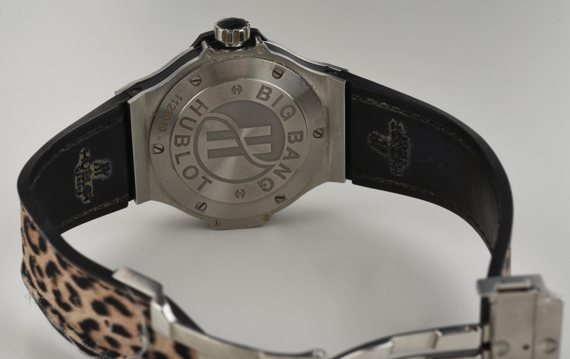 2015 Hublot Big Bang 38MM Quartz "Leopard" Dial watch Ref. 361.SX.7710.NR.1104.JLE14 w/box&papers - Image 9