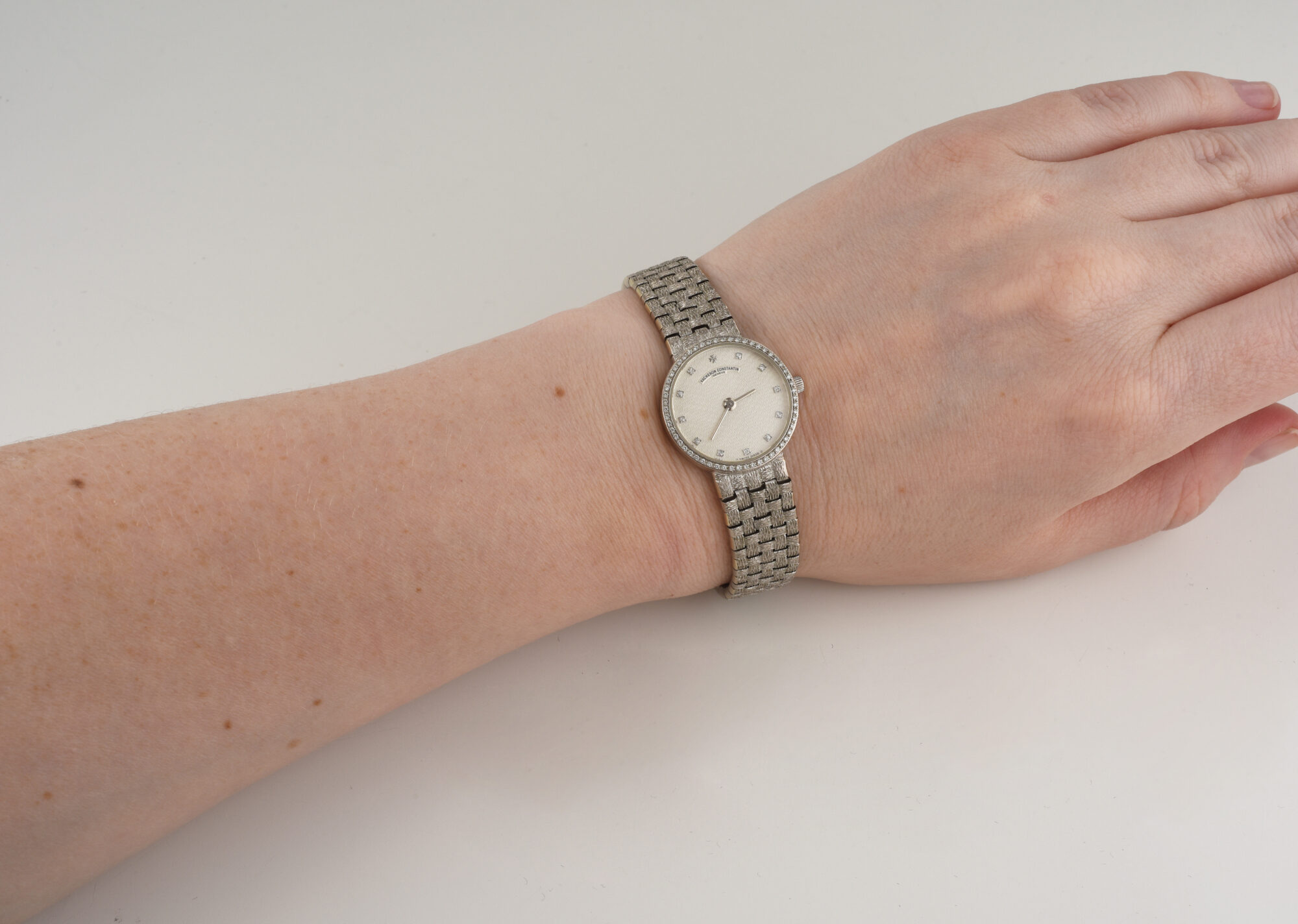 Vintage Ladies' Vacheron Constantin in 18K White Gold Watch w/Diamonds Ref.25193 - Image 2