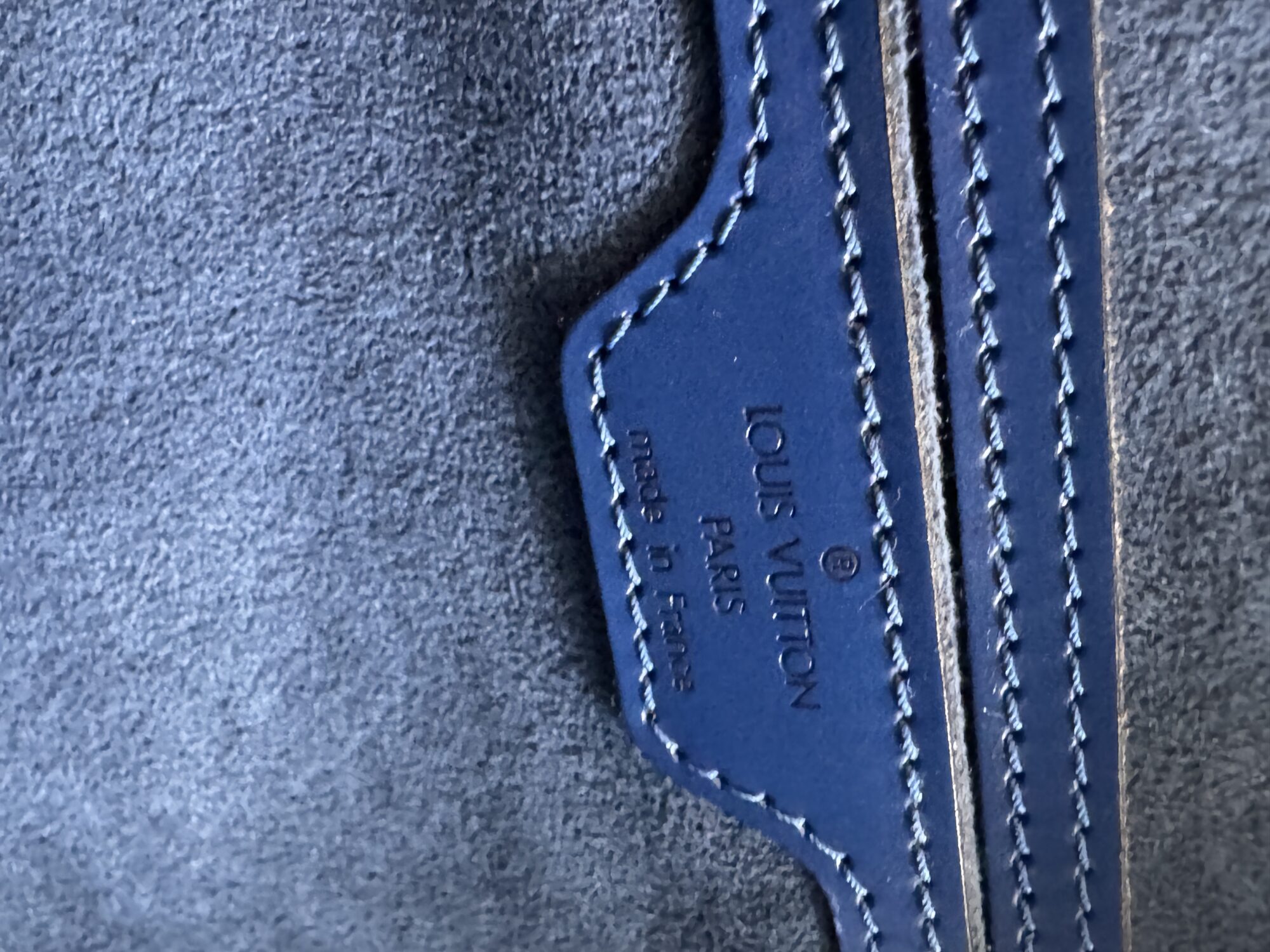 Authentic Louis Vuitton Epi Soufflot Handbag, Toledo Blue M52225 w/small pouch - Image 10