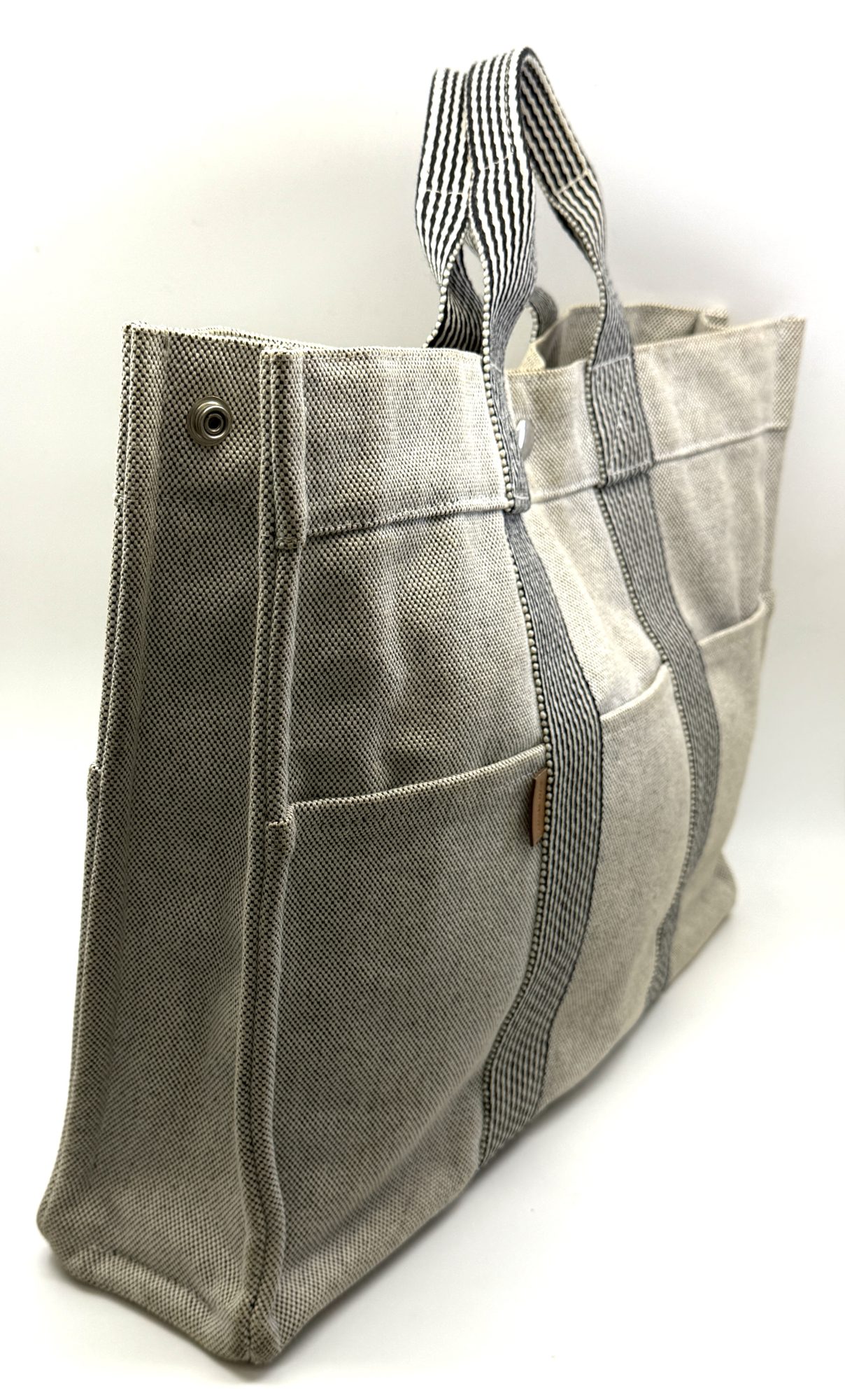 Authentic Hermes Fourre Tout MM Handbag, Gray color canvas - Image 3