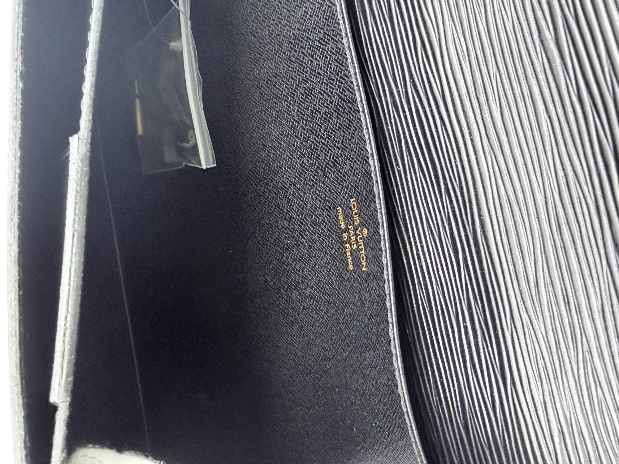 Authentic Louis Vuitton Epi Serviette Conseiller Briefcase, Black color M54422 - Image 12