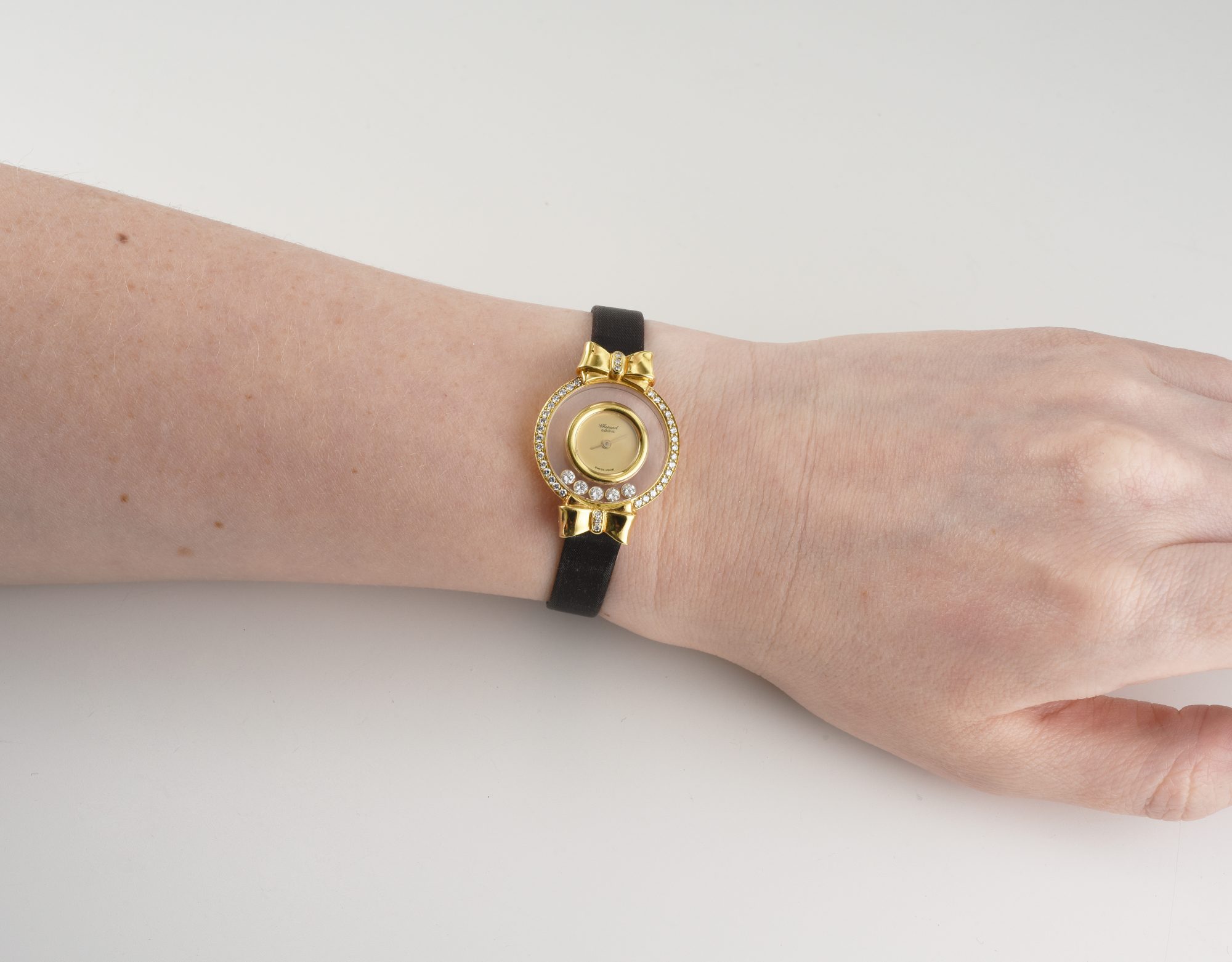 Ladies' Chopard Happy Diamonds 18K Yellow Gold Watch w/Diamonds Ref.4103; box - Image 2
