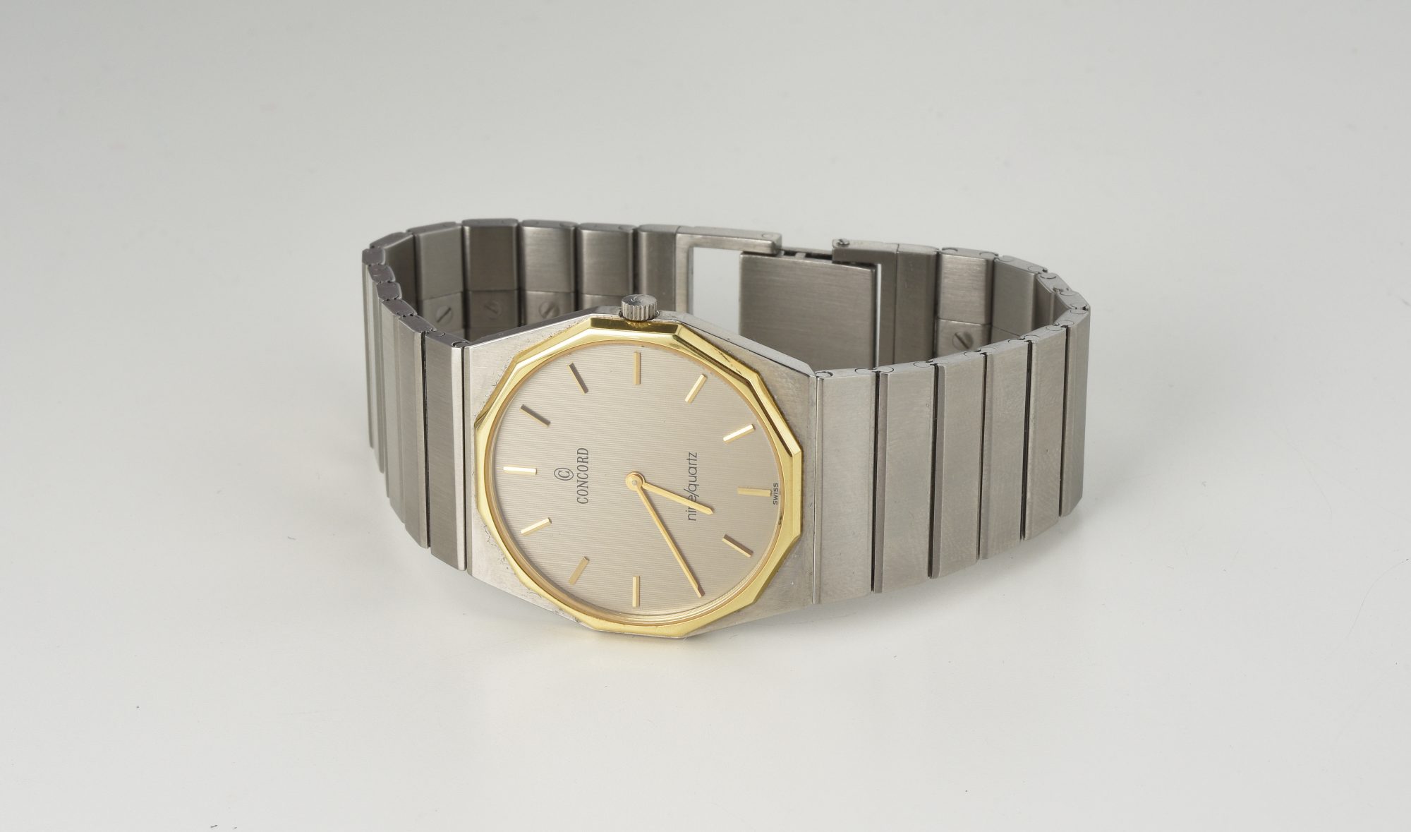 Vintage Men's Concord Mariner SG Quartz watch in Stainless Steel&18K Yellow Gold - Image 6