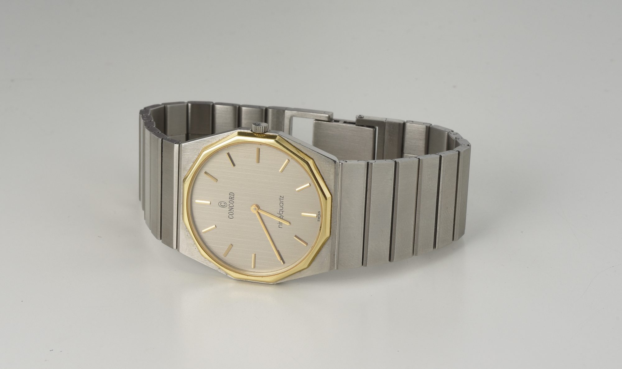 Vintage Men's Concord Mariner SG Quartz watch in Stainless Steel&18K Yellow Gold - Image 5