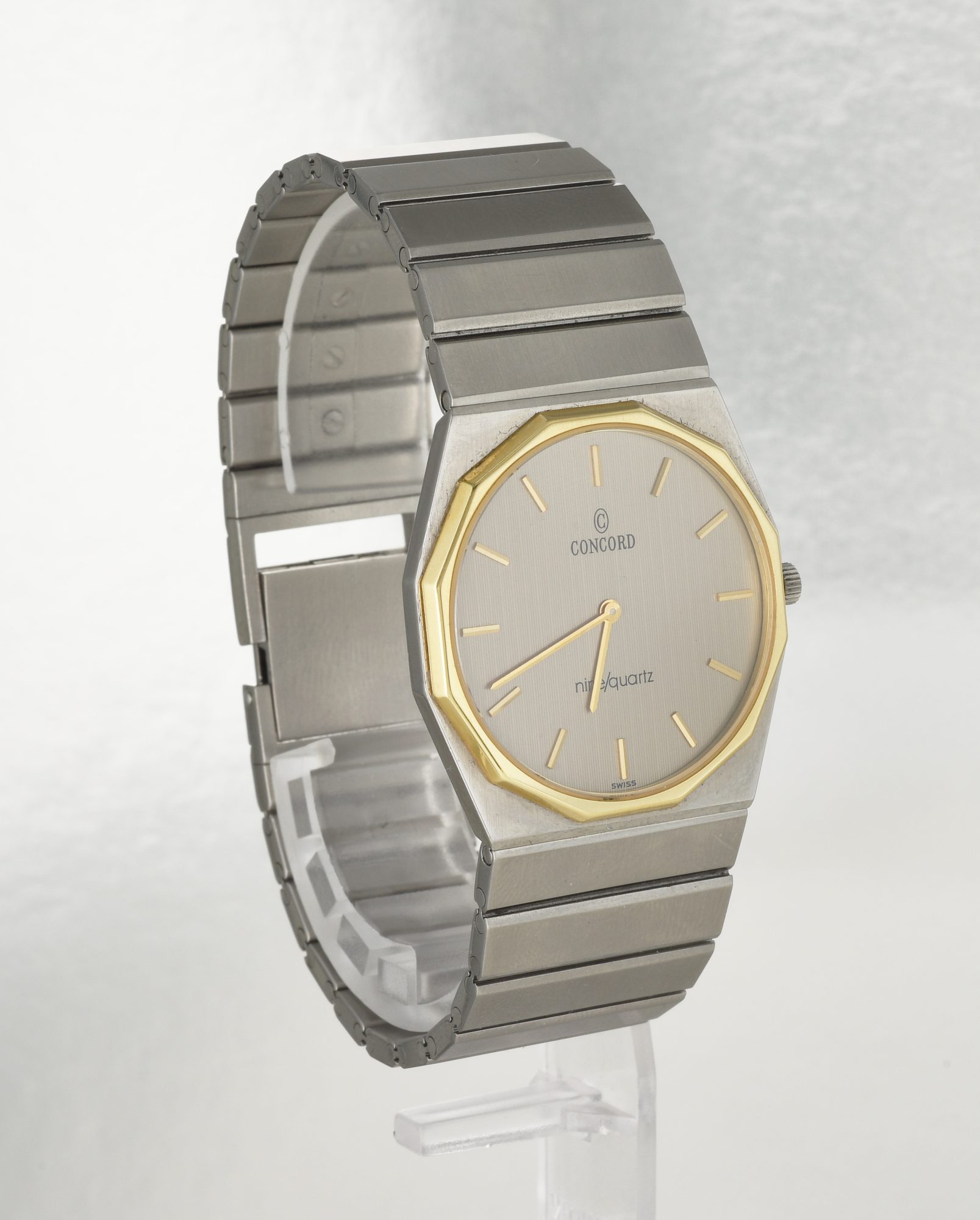 Vintage Men's Concord Mariner SG Quartz watch in Stainless Steel&18K Yellow Gold - Image 4