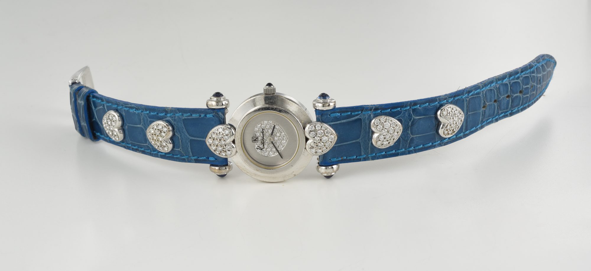2000s Ladies' Kutchinsky Quartz watch in 18K White Gold w/Diamond-studded hearts - Image 7