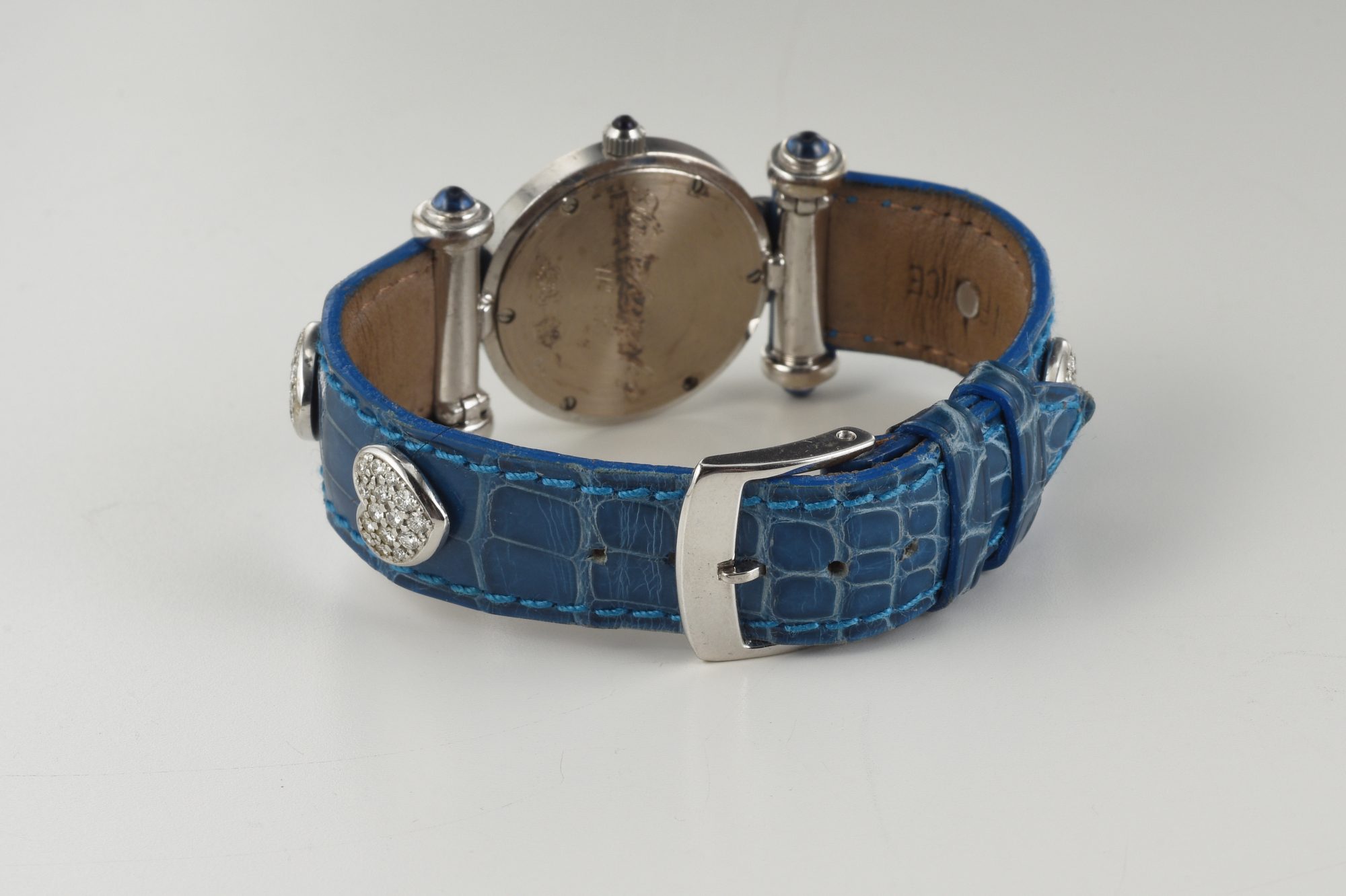 2000s Ladies' Kutchinsky Quartz watch in 18K White Gold w/Diamond-studded hearts - Image 10