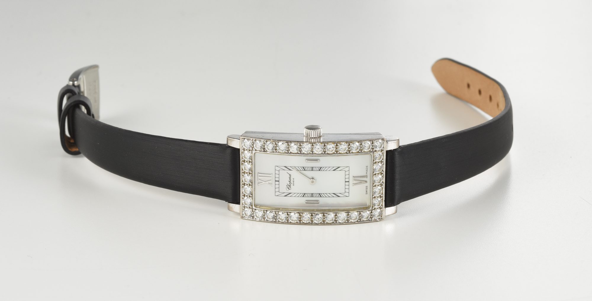 Ladies 1990s Chopard Les Classiques watch in 18K White Gold w/Diamonds Ref.488 1 - Image 6