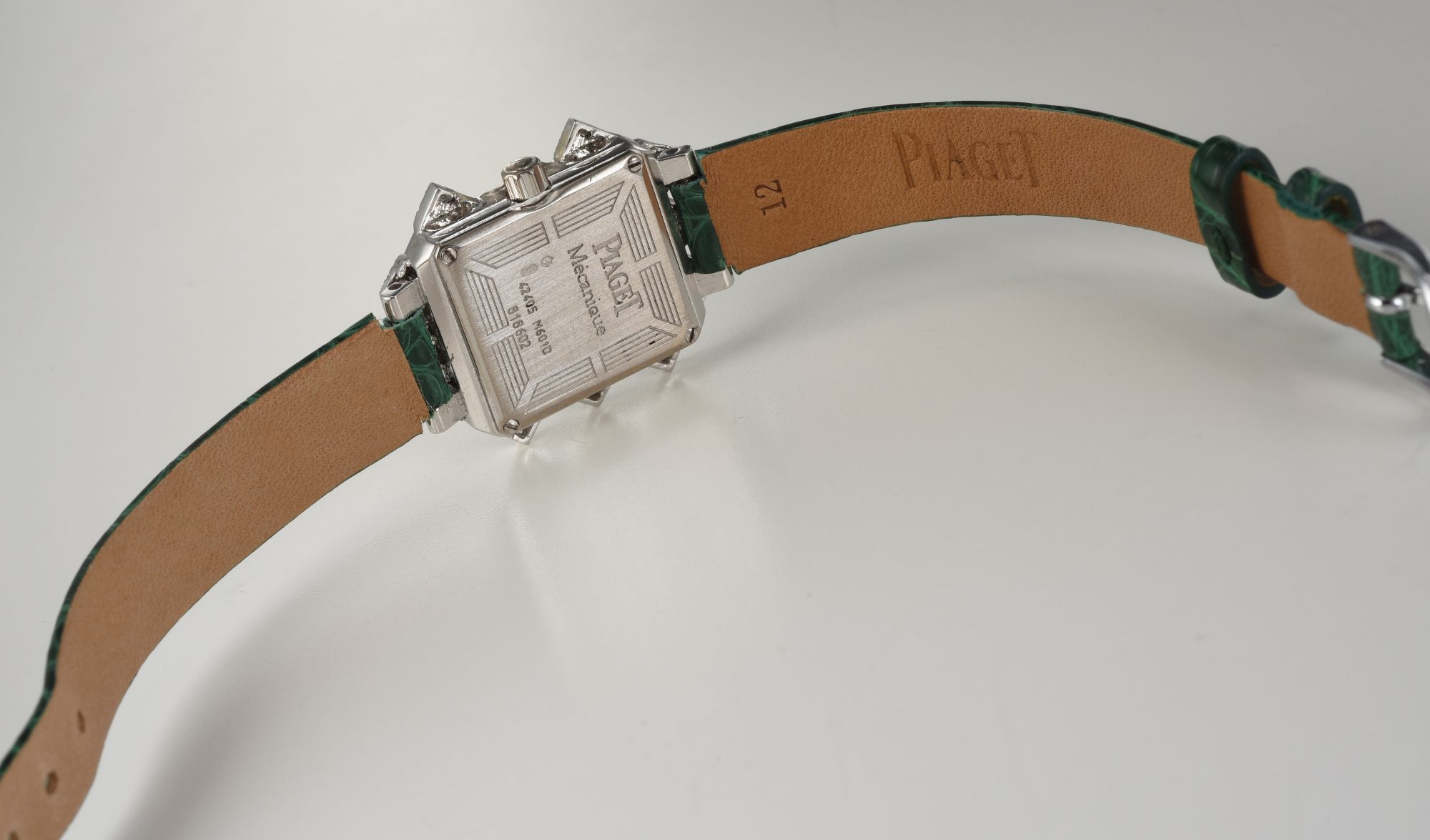 Vintage 1980s Ladies' Piaget watch in 18K White Gold w/Diamonds Ref.42405 M610D - Image 9