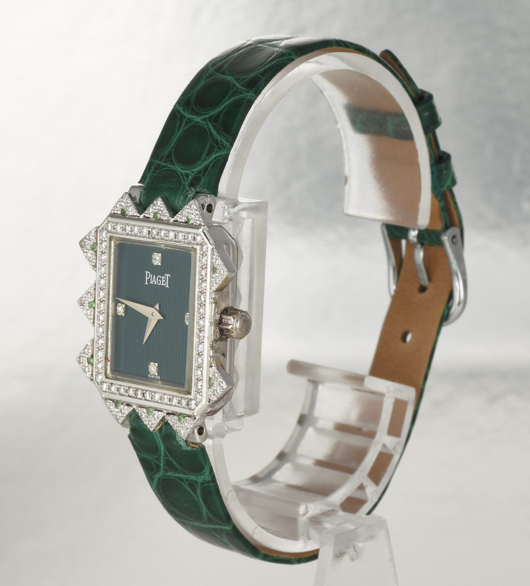 Vintage 1980s Ladies' Piaget watch in 18K White Gold w/Diamonds Ref.42405 M610D - Image 4