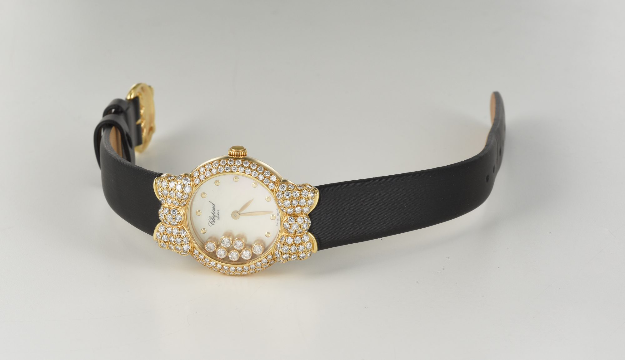 Ladies' Chopard Happy Diamonds "Bowtie" 18K YG Watch w/Diamonds Ref.20/6556 - Image 8