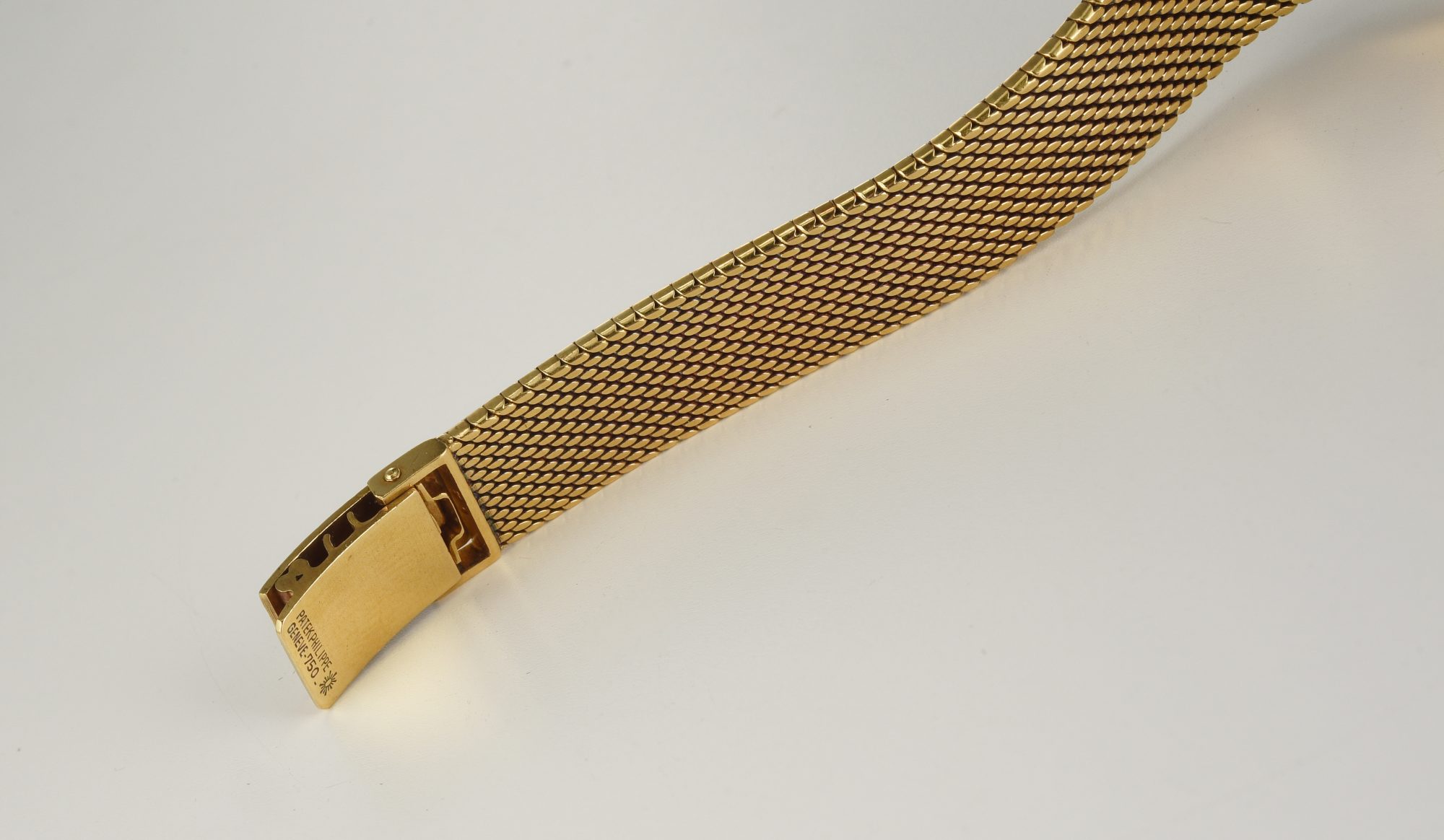 Vintage 1970s Ladies Patek Philippe Geneve 18K Yellow Gold watch Ref.3349 - Image 9