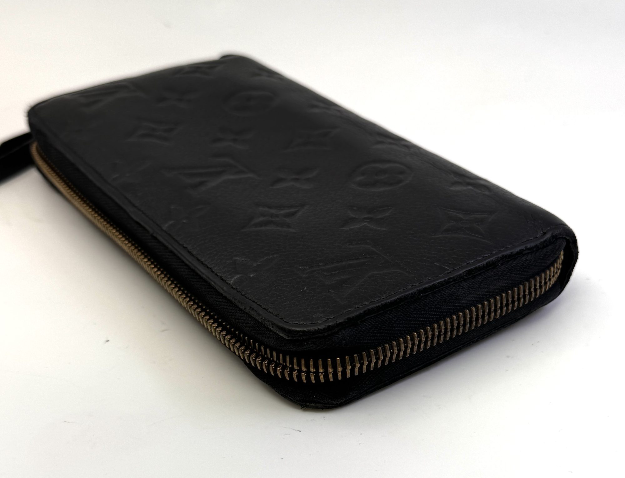 Authentic Louis Vuitton Monogram Zippy Wallet Empreinte Leather M61864 - Image 4