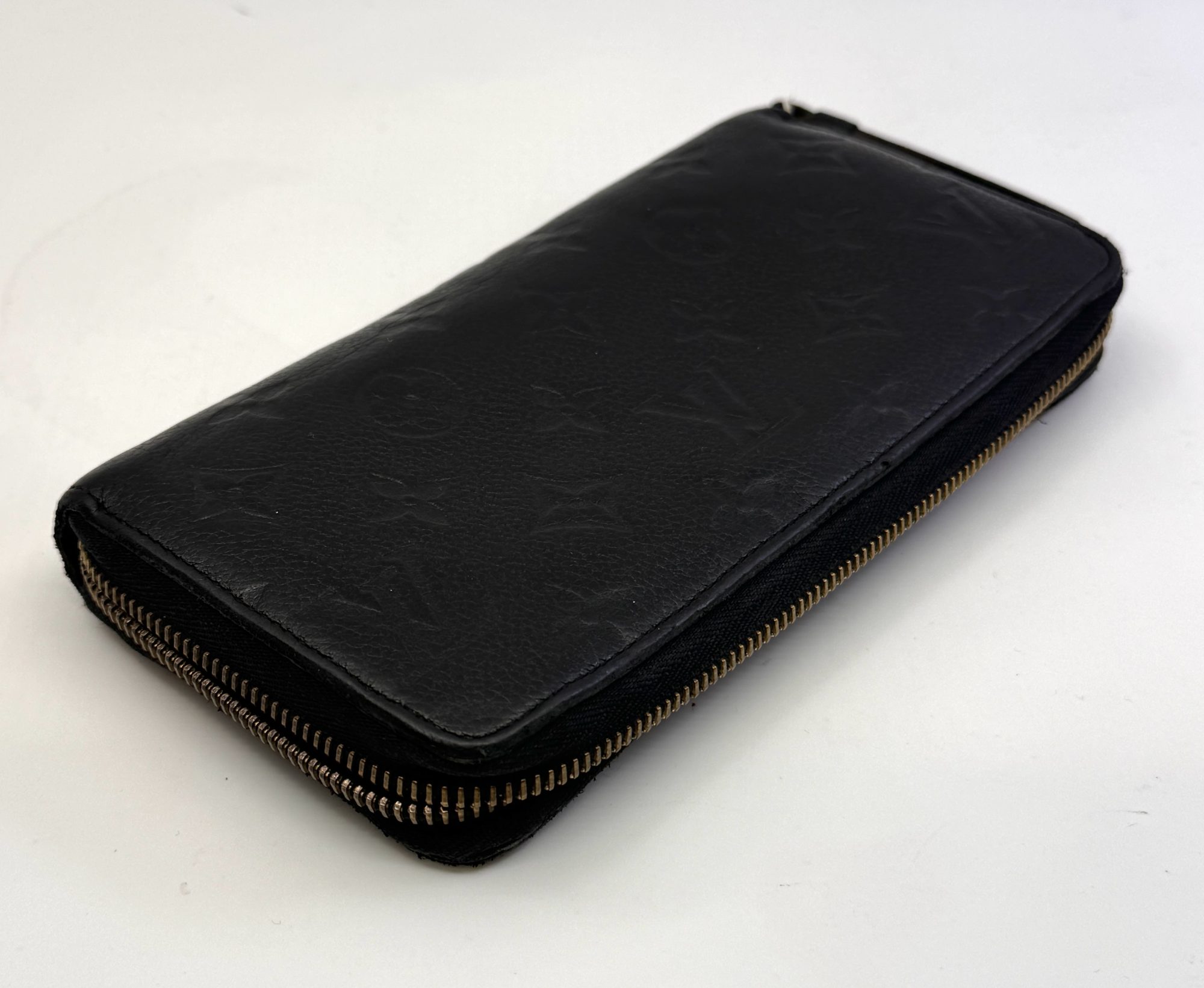 Authentic Louis Vuitton Monogram Zippy Wallet Empreinte Leather M61864 - Image 5