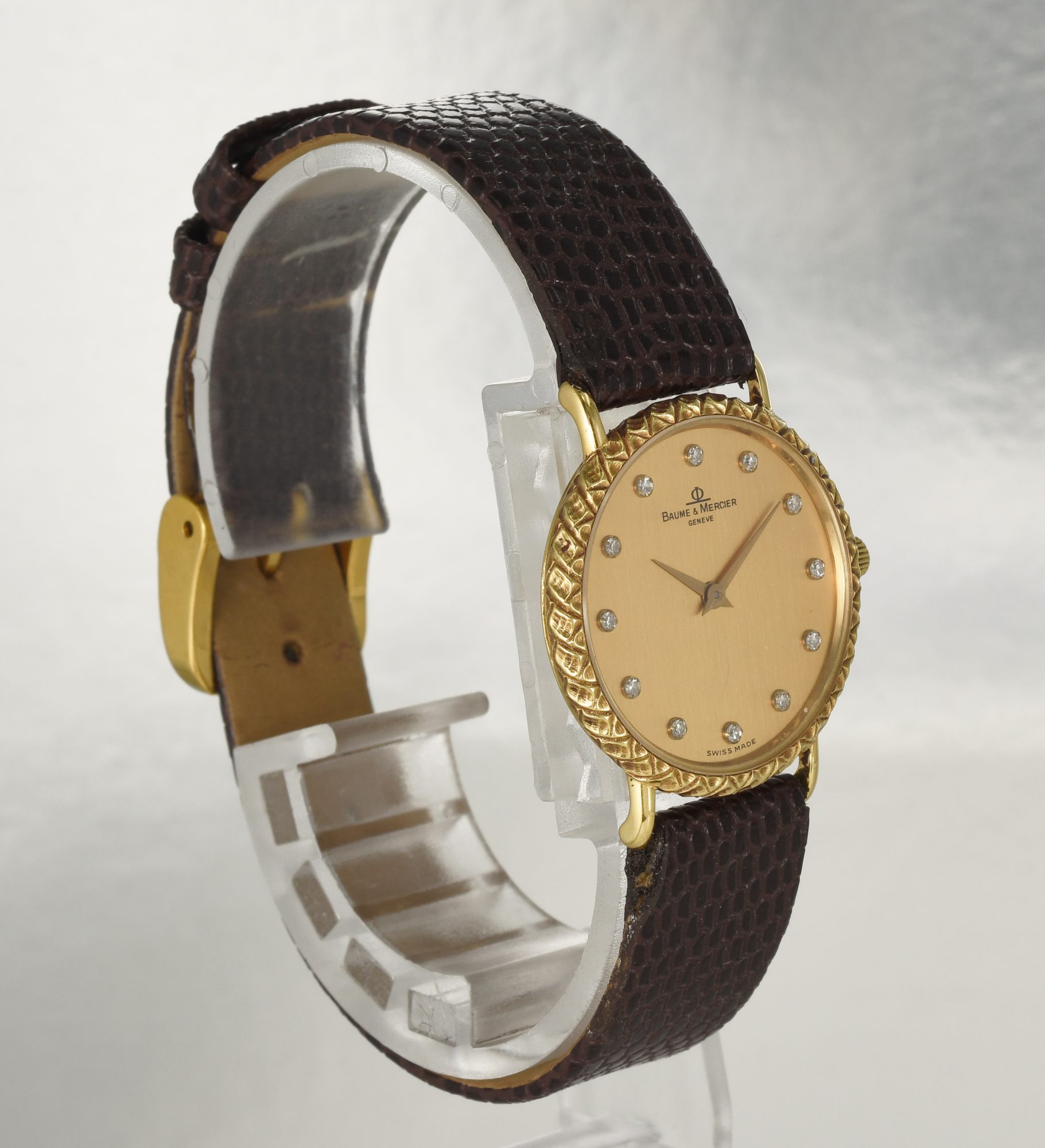 Vintage 1990s BAUME & MERCIER 18K Yellow Gold watch with Diamonds Ref. 16600 - Image 4
