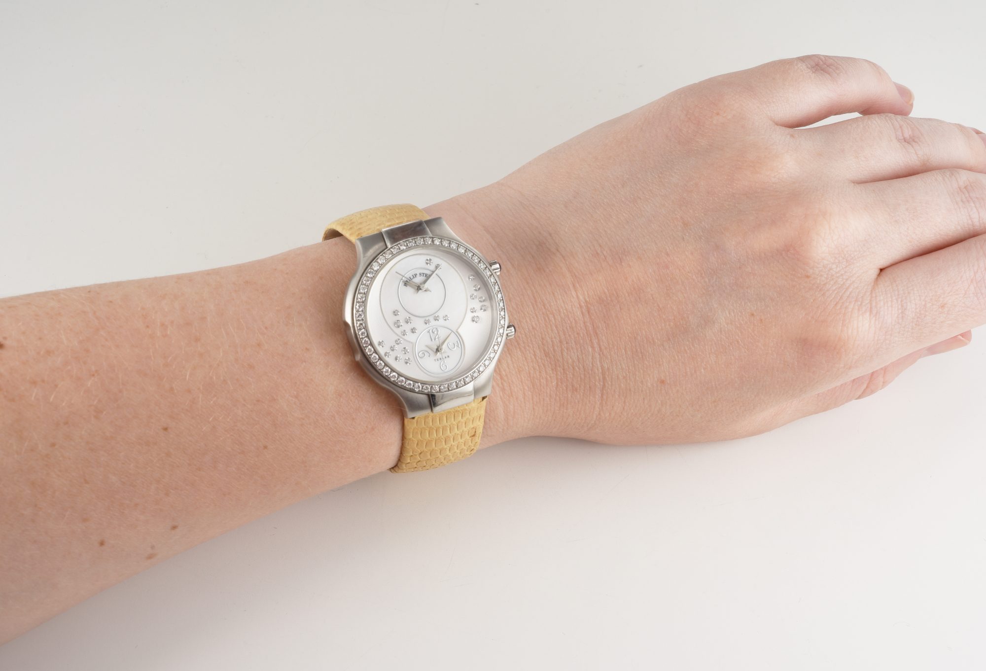 2000s Philip Stein Teslar Quartz watch in Stainless Steel w/Diamonds Ref.611 - Image 2